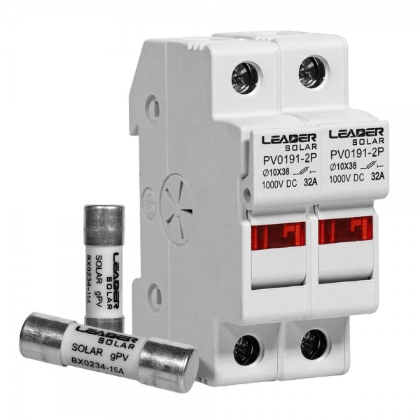 Комплект роз'єднувача та запобіжника 1000V Leader 32A PV0191-2P та 2 шт. 15A BX0234 для сонячних панелей